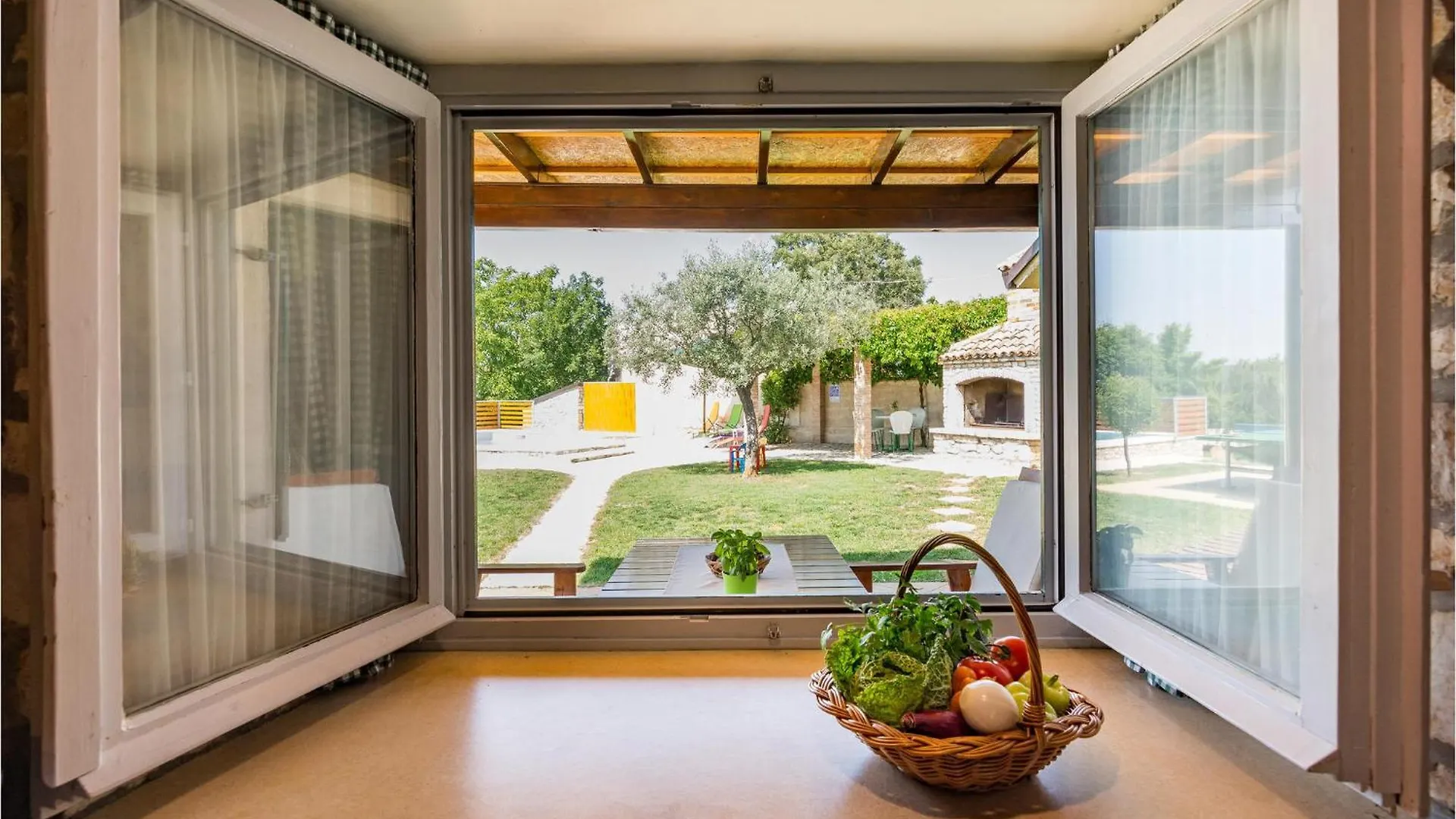 Holiday home 2 Bedroom Stunning Home In Sarici