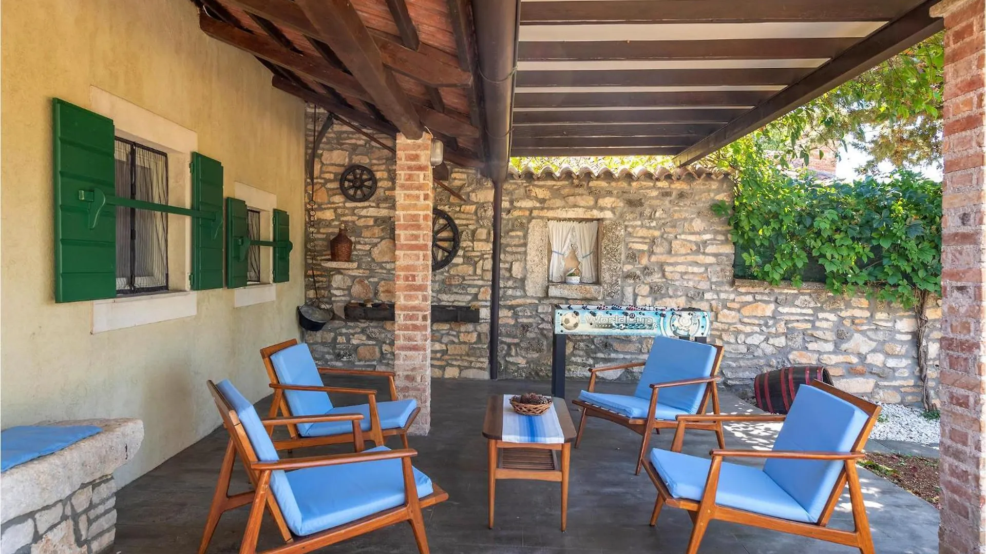 2 Bedroom Stunning Home In Sarici