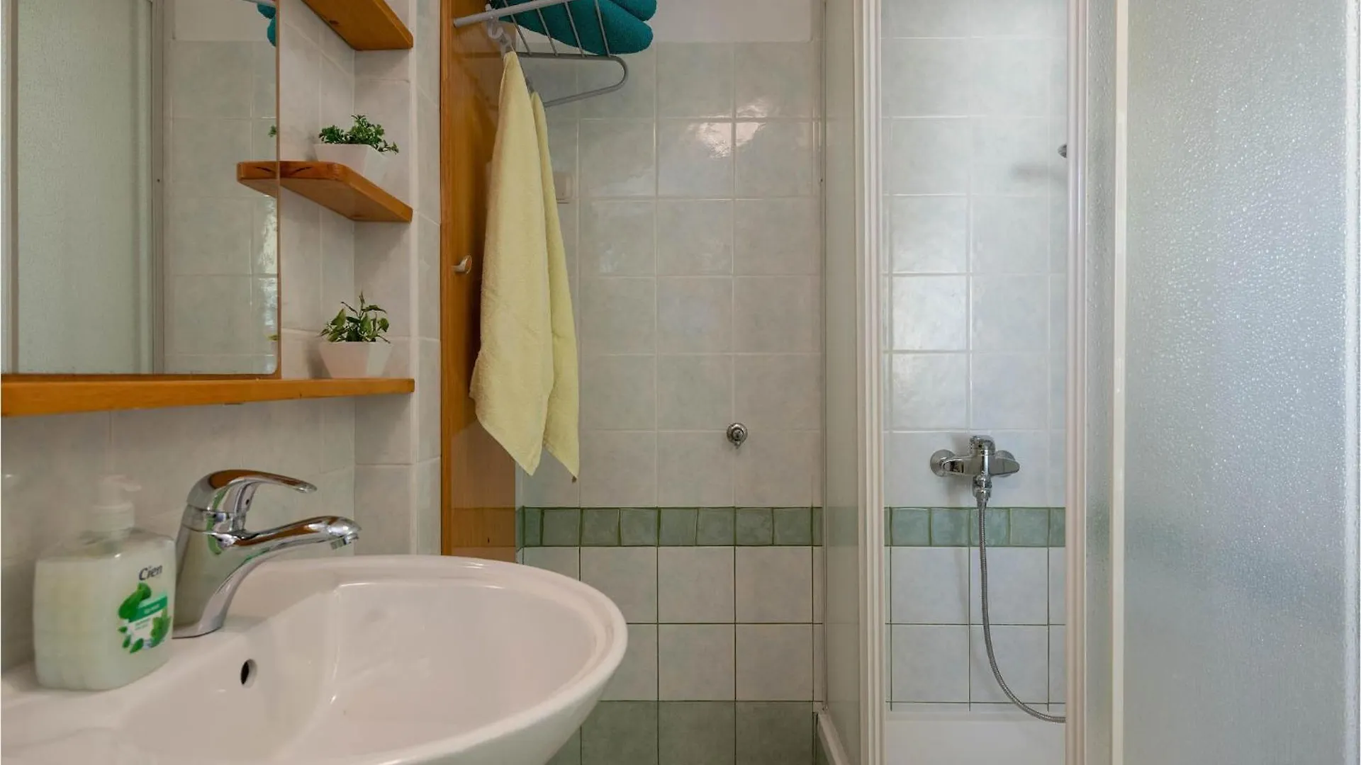 2 Bedroom Stunning Home In Sarici 0*, Sarići Chorvatsko